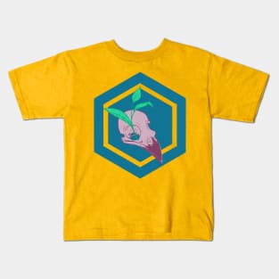 Sparrow tea Kids T-Shirt